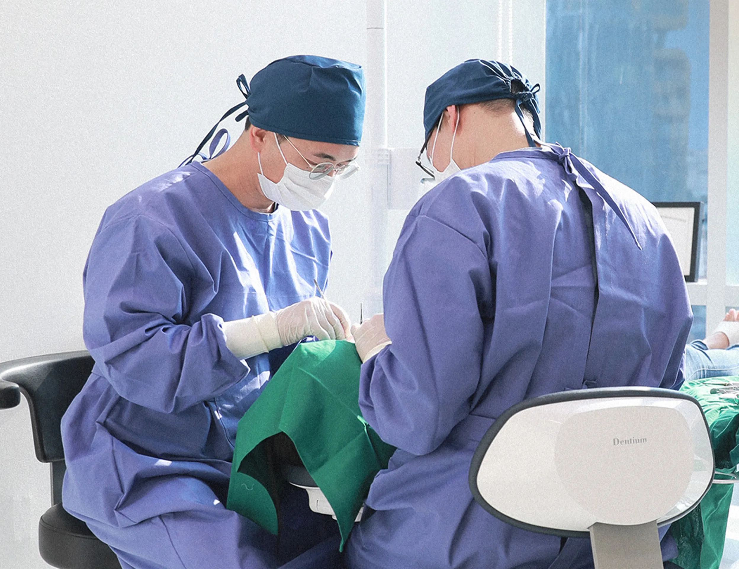 Dental Treatments (Veneers & Implants)